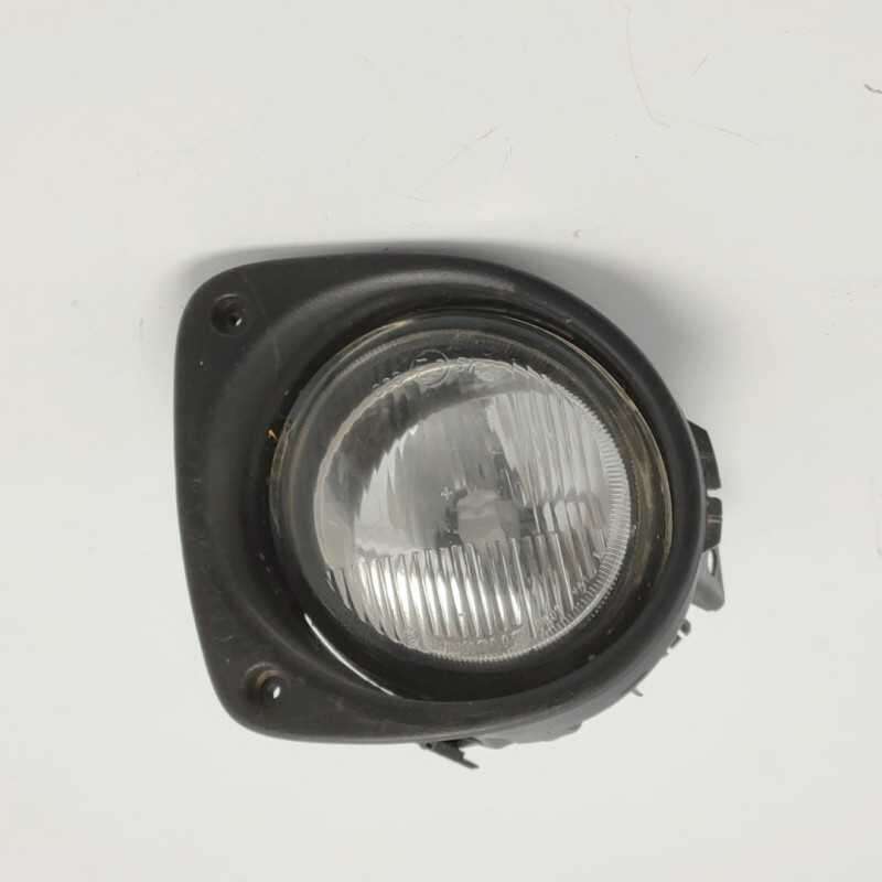 Faretto fendinebbia anteriore sinistro Renault Clio MK2 1998-12 Carello Faretto fendinebbia anteriore sinistro Renault Clio MK2 1998-12 Carello