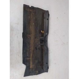 867813301A Traversa rivestimento terminale posteriore Volkswagen Polo II serie 1981-1994