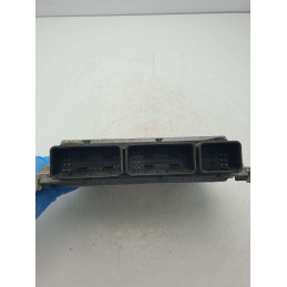 S180153104A 237102426R Centralina ECU motore Renault Megane III serie Sportour 2013 1.5dci k9ka6