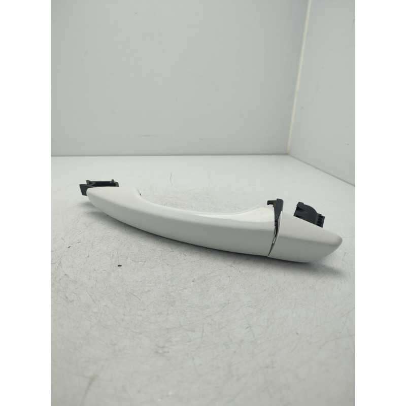 Maniglia esterna portiera posteriore sinistra bianco  Citroen C3 1.5 YH01 2019
