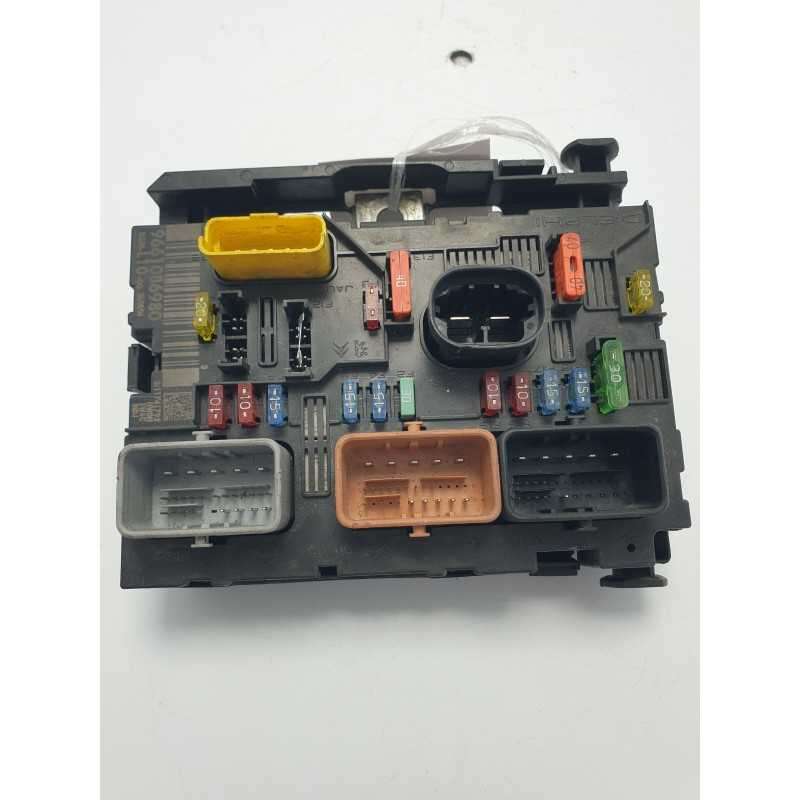 9661086980 centralina scatola fusibili Peugeot 207 MK1 1.4 benzina 2006-09
