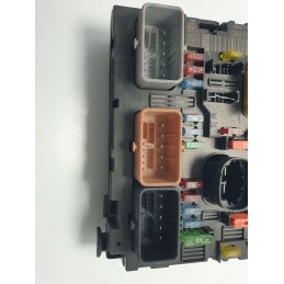 9661086980 centralina scatola fusibili Peugeot 207 MK1 1.4 benzina 2006-09