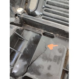 7715861 paraurti anteriore Autobianchi Y10 con faretti fendinebbia graffi da parcheggio ATTENZIONARE FOTO