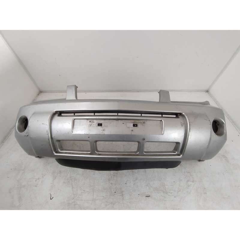 Paraurti anteriore Nissan X-Trail 2004 4X4 colore grigio graffi da parcheggio