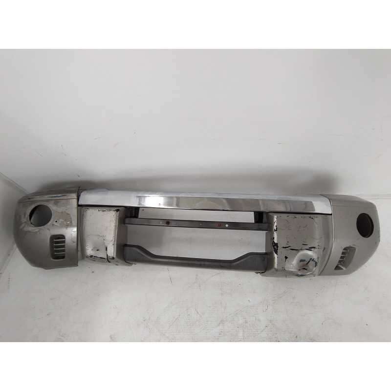 Paraurti anteriore Nissan Patrol GR Y61 1998-10 grigio con profilo cromato ATTENZIONARE FOTO