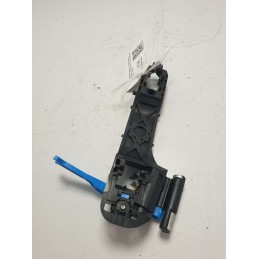 692040D09000 supporto maniglia esterna Toyota Yaris XP130 C MK3 1.0 benzina 5P 2014 posteriore sinistra