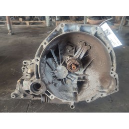 Cambio Ford Fiesta 1.8d 1994-02 5marce (96WT-7F096 DB)pos 02