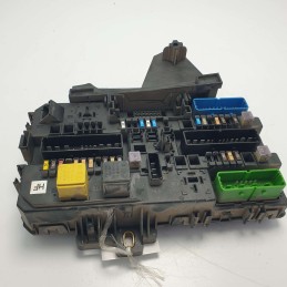 13115937 scatola portafusibili ecu Opel Astra H SW 1.9 CDI 88KW 2006