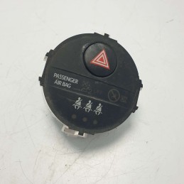 83950-0D050-A pulsante...