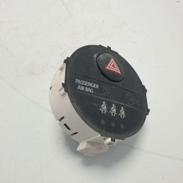 83950-0D050-A pulsante interruttore 4 frecce emergenza Toyota Yaris XP130 C MK3 1.0 benzina 5P 2014