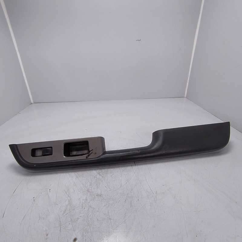 Pulsantiera interruttore comando alzavetro alzacristallo Nissan X-Trail anteriore destro