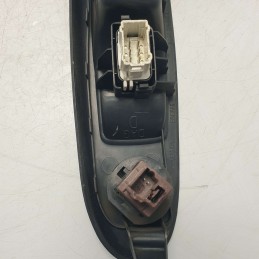 8200084005 pulsantiera interruttore comando alzavetro alzacristallo Renault Clio 2001-05 anteriore destra