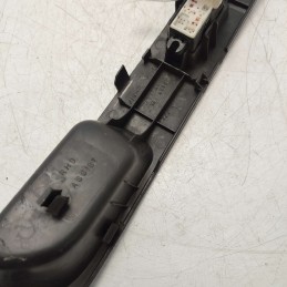 Pulsante interruttore comando alzavetro alzacristallo Nissan Micra K12 Mk3 2002-10 anteriore destro