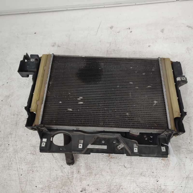 837900600 radiatore acqua raffreddamento motore con alloggiamento Alfa Romeo 147 1.9 JTD 2006