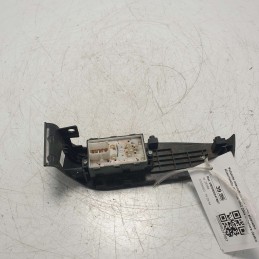 Pulsante interruttore comando alzavetro alzacristallo Kia Soul Mk2 2009 anteriore destro