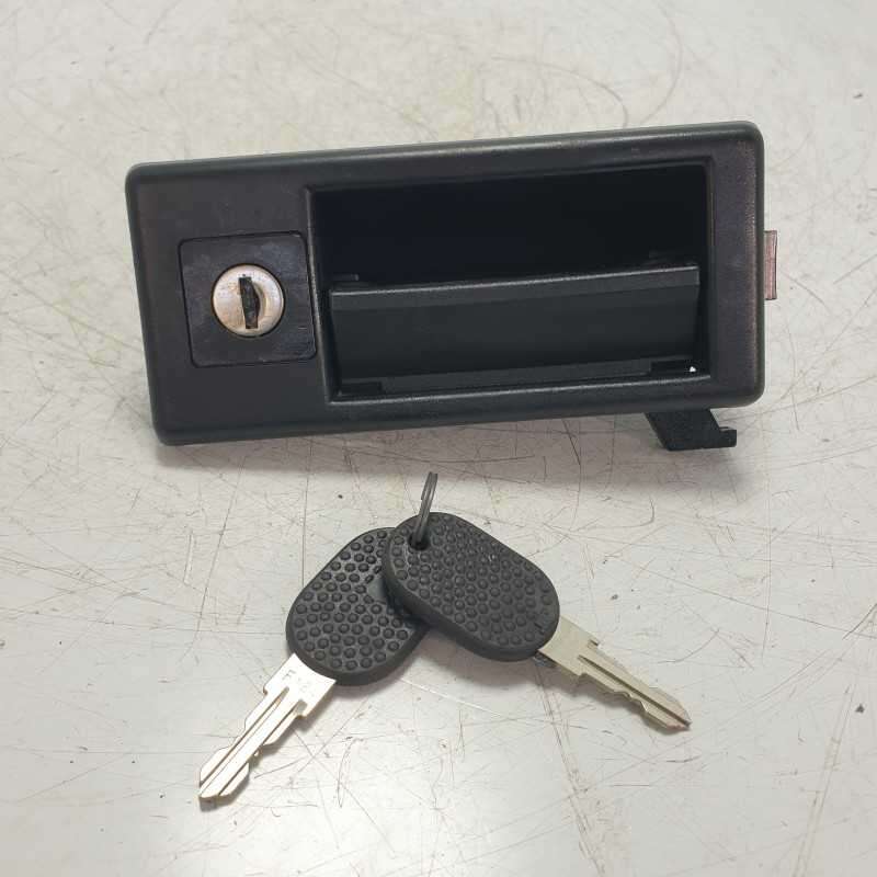 Maniglia esterna portiera Fiat Ritmo 1985-88 anteriore destra 2 chiavi dotazioni
