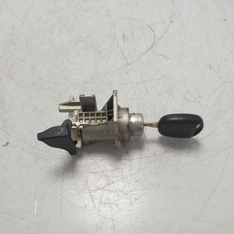 Serratura chiusura portellone bagagliaio post Toyota Yaris II XP90/B 2005-2011