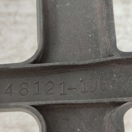 48121-10G Carena poggiapiedi anteriore pavimento Suzuki Burgman 650 2003-06