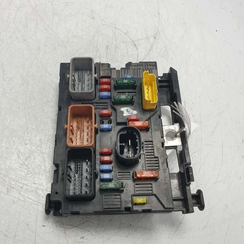 9661086980 centralina scatola fusibili Peugeot 207 MK1 1.4 benzina 2006-09