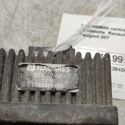 9640469680 centralina relè preriscaldamento candelette  Renault Laguna Megane Scenic Peugeot 207