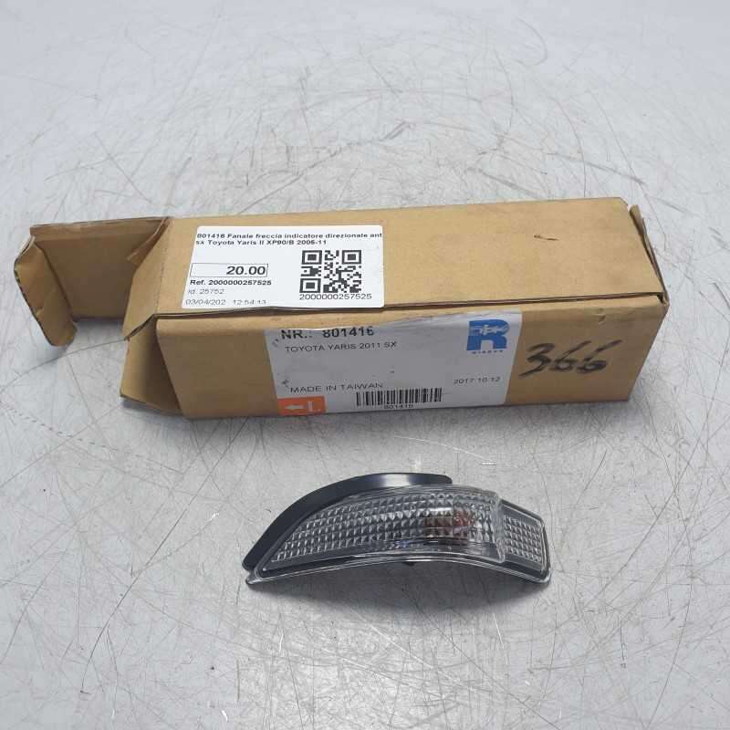 801416 Fanale freccia indicatore direzionale ant sx Toyota Yaris II XP90/B 2005-11
