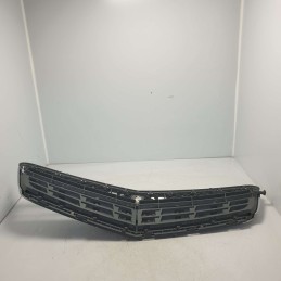 MASCHERINA CALANDRA MERCEDES  CLASSE C W204 2007-10 A2048801183  NON ORIGINALE 1 GANCIO ROTTO