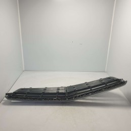 MASCHERINA CALANDRA MERCEDES  CLASSE C W204 2007-10 A2048801183  NON ORIGINALE 1 GANCIO ROTTO
