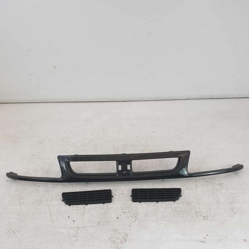 MASCHERINA CALANDRA SEAT IBIZA 1993 NUOVA NON ORIGINALE
