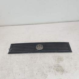 MASCHERINA CALANDRA VOLKSWAGEN LT35 1985-93 281853653 USATA