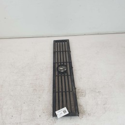 MASCHERINA CALANDRA VOLKSWAGEN LT35 1985-93 281853653 USATA