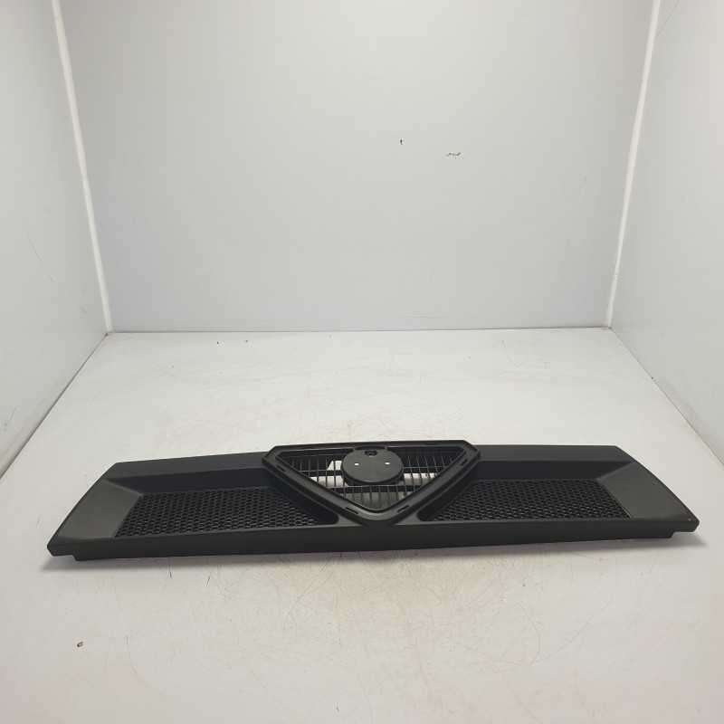 MASCHERINA CALANDRA ALFA ROMEO 75 1988-92 NUOVA NON ORIGINALE