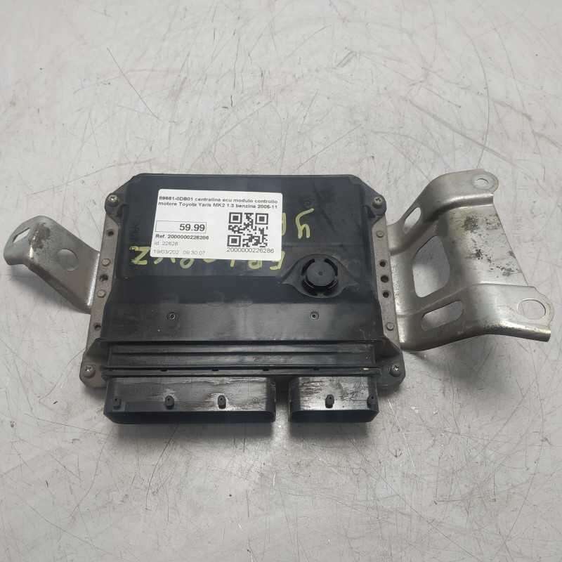 89661-0DB01 centralina ecu modulo controllo motore Toyota Yaris MK2 1.3 benzina 2005-11