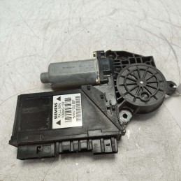 105840-103 motorino alzavetro alzacristallo Audi A4 8E VW Touareg 7LA Golf IV MK4 anteriore destro Siemens