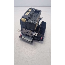 86120-0D520 autoradio stereo lettore CD Toyota Yaris MK2 2005-11 mancano manopole 