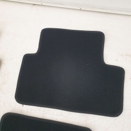 Set kit x4 tappetini in moquette Mercedes W246 Classe B con ricamo