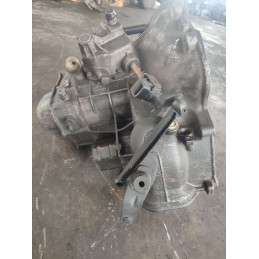 cambio Opel Corsa 1.0 benzina 5 marce 1997-00 ( 90400197 ) pos I3
