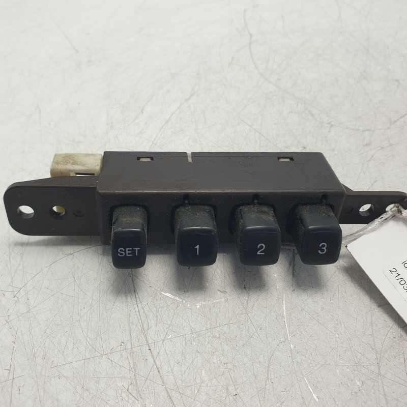 15A213 pulsanti comandi memoria regolazione sedile Lexus LS 430 2003