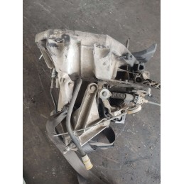 cambio Renault Modus 1.5 D 5 marce 55 kW 2008-13 ( K9K67, 8200459672, 8200977061, 8200934988 ) pos I3