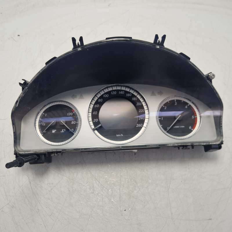 A2044400311 quadro strumenti contachilometri Mercedes W204 Classe C 220 CDI 646811 2008