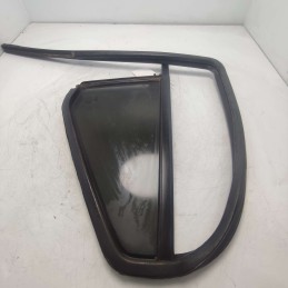 Vetro fisso triangolo Hyundai Santafe 2.2d D4EB 2007 posteriore sinistro 