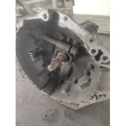cambio Renault R21 2.1 D 1990 7700598829 pos H3