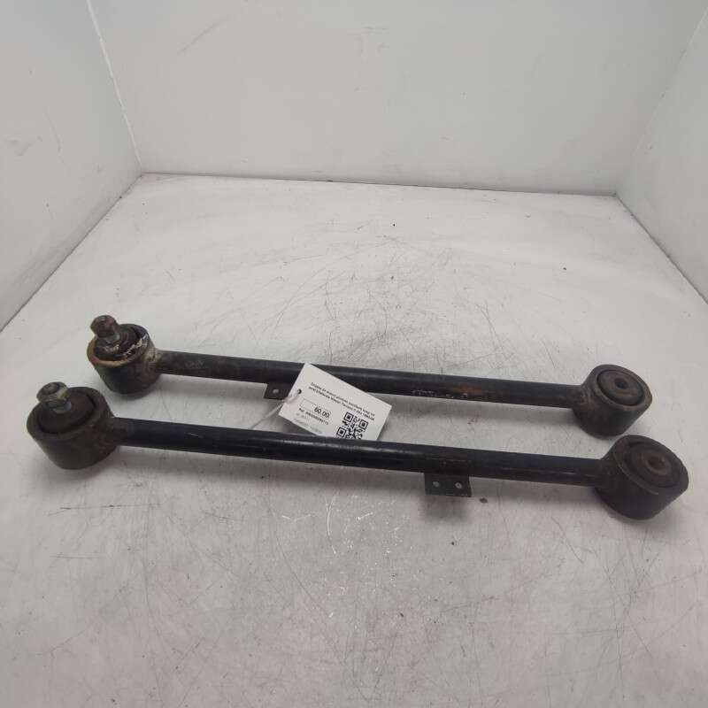 Coppia 2x bracci puntoni oscillanti sosp inf post bilaterale Nissan Terrano II 4X4 1993-06