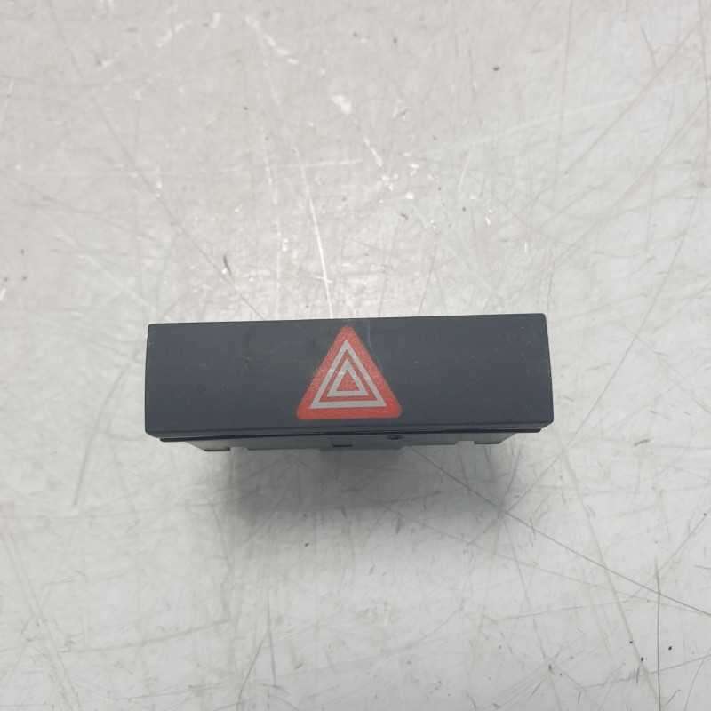 Pulsante interruttore 4 frecce emergenza Audi A6 C6 3.0 TDI 2008 171 KW