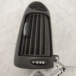 a2038300254 Bocchetta aerazione cruscotto lato dx Mercedes W203 2.2D 611962 2000 1 gancio rotto