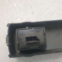 24453571 Gruppo comandi interruttore pulsanti ant dx Opel Vectra C 1.9 2002-08