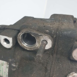 Compressore aria condizionata clima Hyundai Santafe 2.2d D4EB 2007 C03 HCC BJ4A0096 ammaccatura puleggia