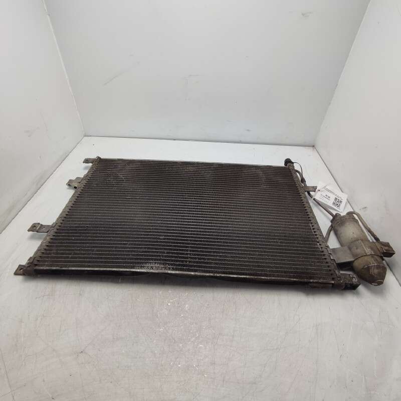 31101053 Condensatore clima a/c aria condizionata Volvo V70 2.4D D5244T 2003