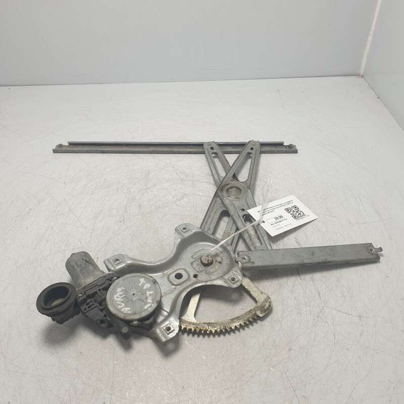 85710-0D100 Motorino alzavetro cremagliera anteriore dx Toyota Yaris XP130 C MK3 1.0 benzina 5P 2014