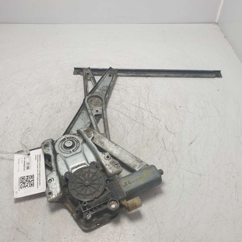 106282XXX motorino cremagliera alzavetro alzacristallo Toyota Yaris XP10 2004 anteriore sinistro