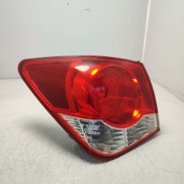 Faro fanale gruppo ottico stop Chevrolet Cruze 1.7 D 96 KW 2013 posteriore sinistro
